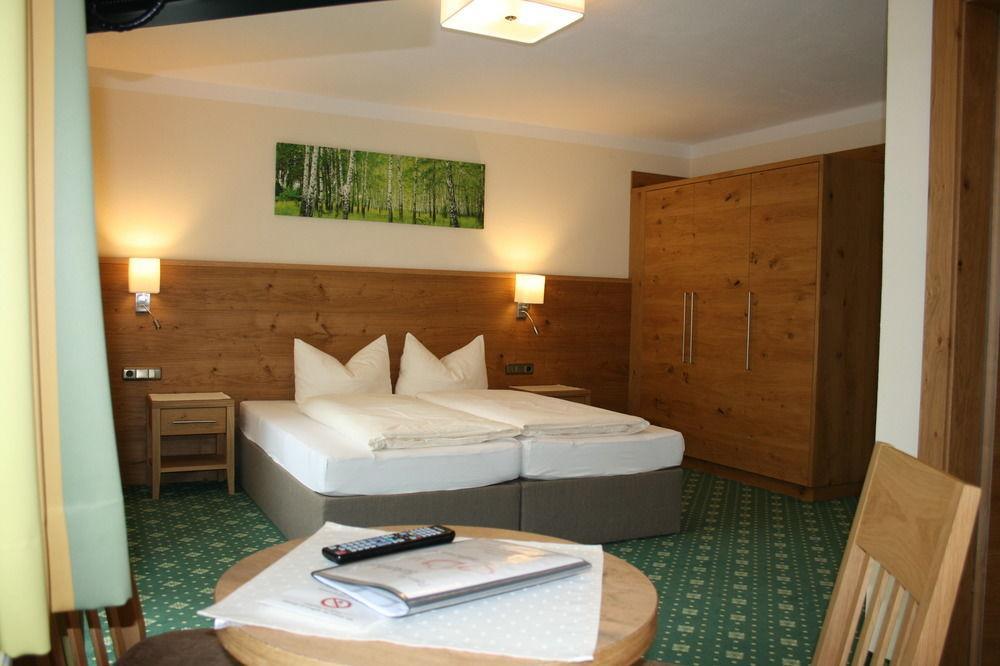 Pension Birkenhof Mayrhofen Eksteriør billede